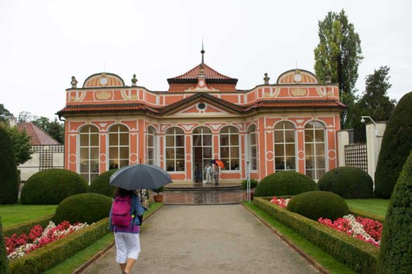 Чернинский дворец